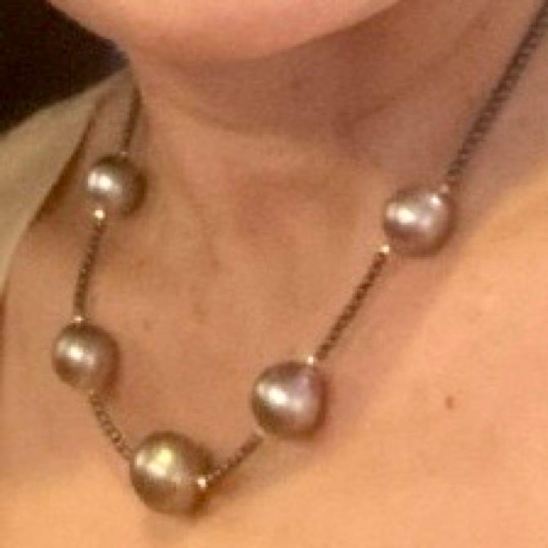 タヒチ黒蝶貝パール　ステーションネックレス