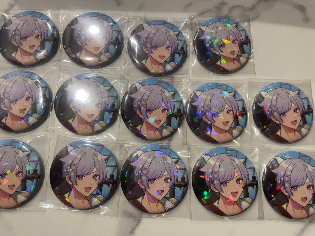 初兎 いれいす海賊団の冒険譚 いれいす 缶バッジ 第15弾 - メルカリ