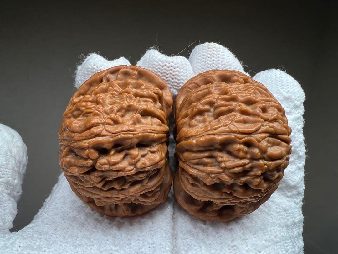 文玩堂：闷尖白獅子頭（47mm）