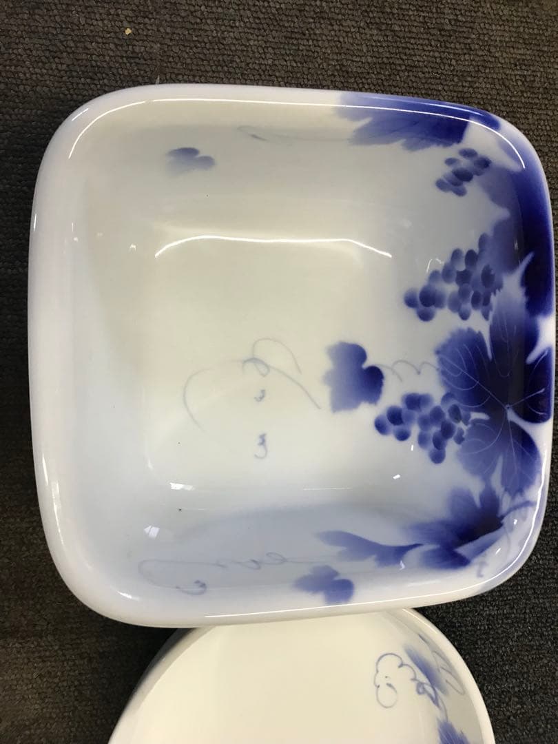 ぶどう模様の食器セット 8点