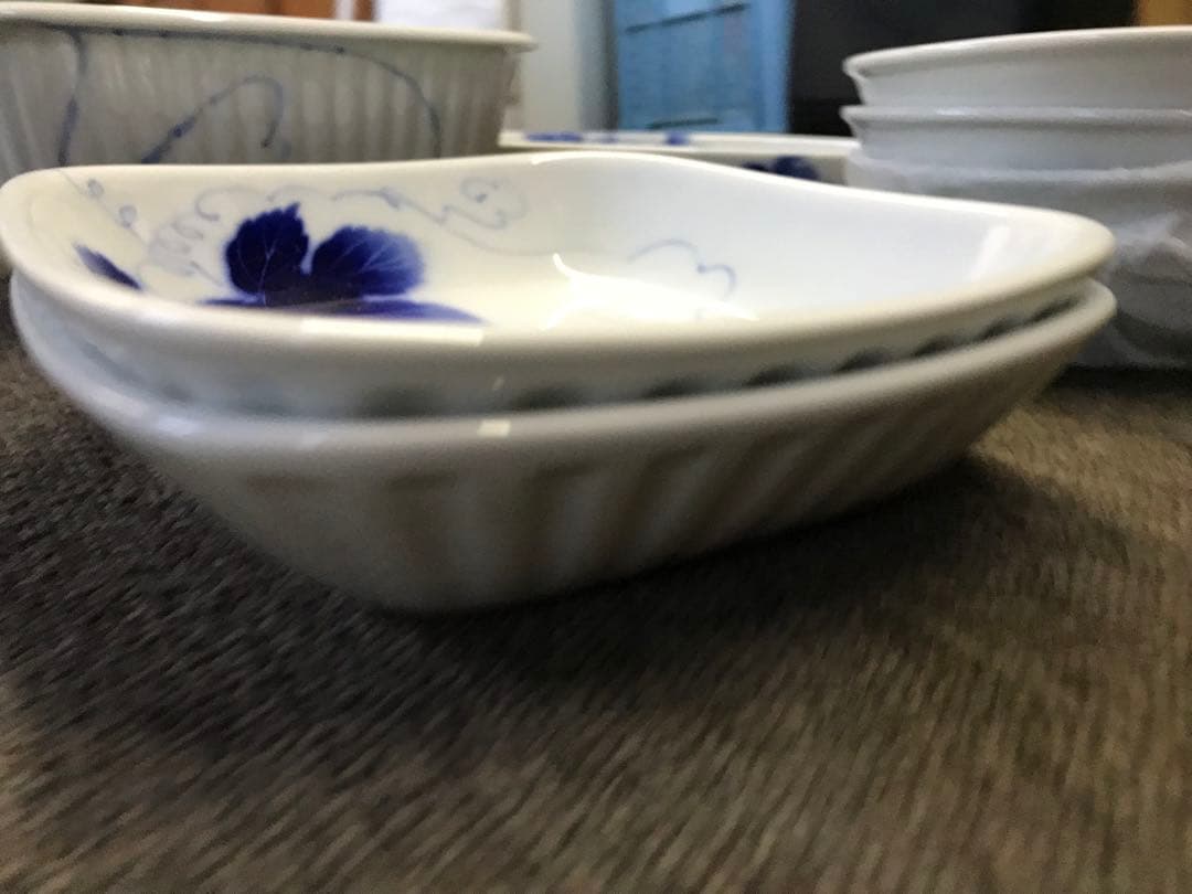 ぶどう模様の食器セット 8点