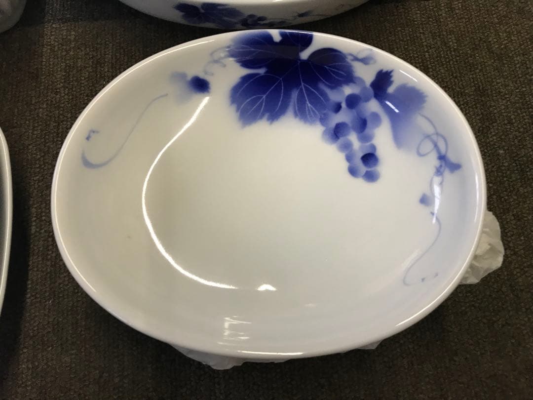 ぶどう模様の食器セット 8点