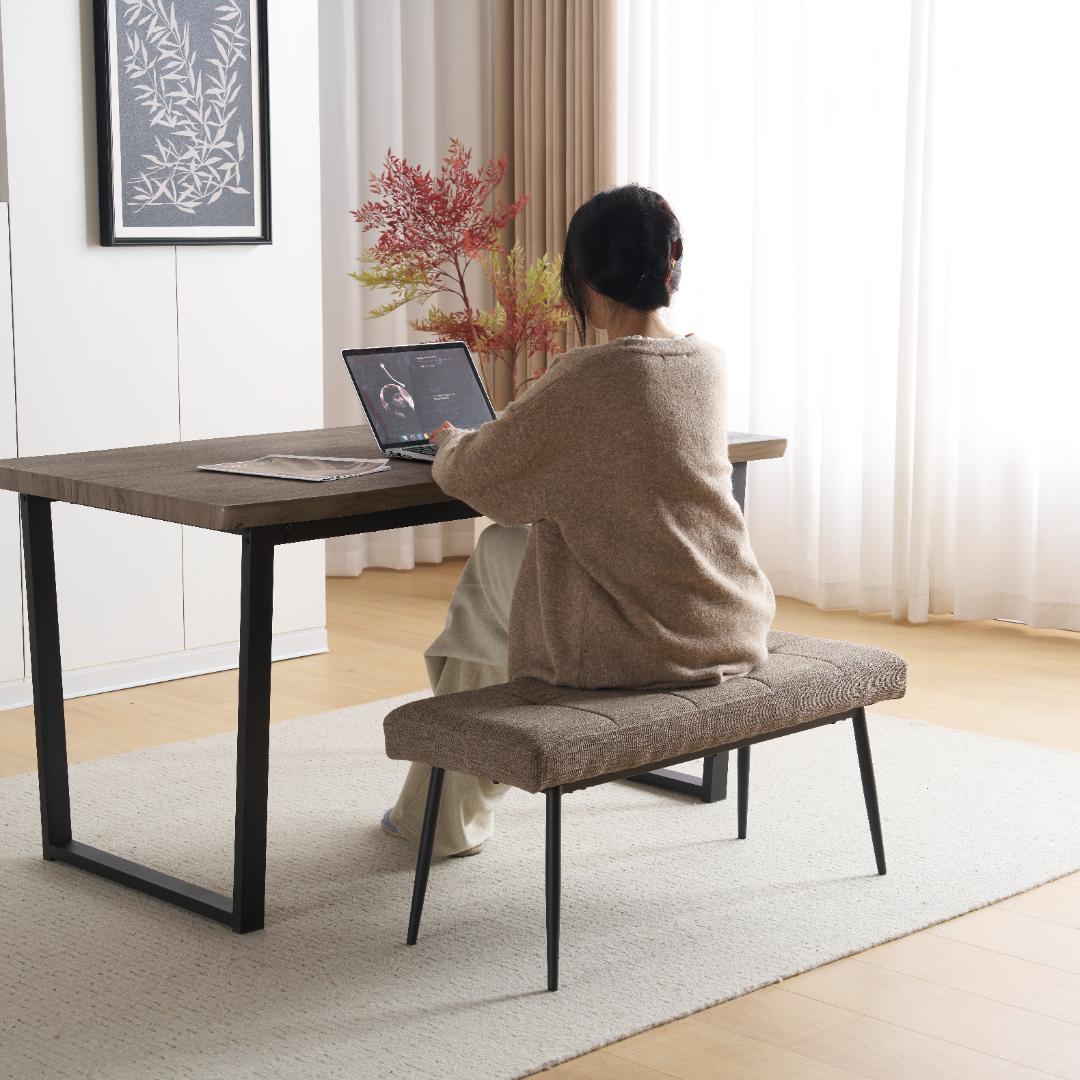 超人気！4人用ダイニングテーブル 食卓 ソリッド ハイエンド　NATURAL