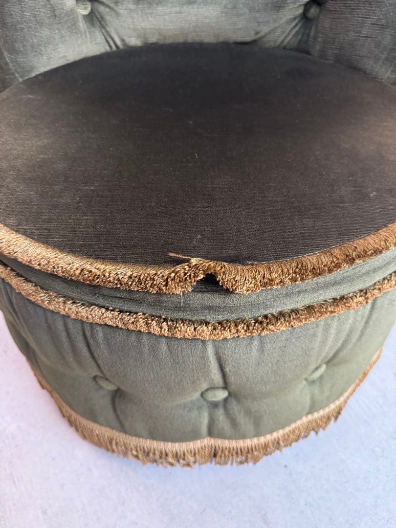 希少⭐︎イギリスビンテージ⭐︎オリーブグリーン フリンジ付き1人掛けソファ⭐︎ 2脚