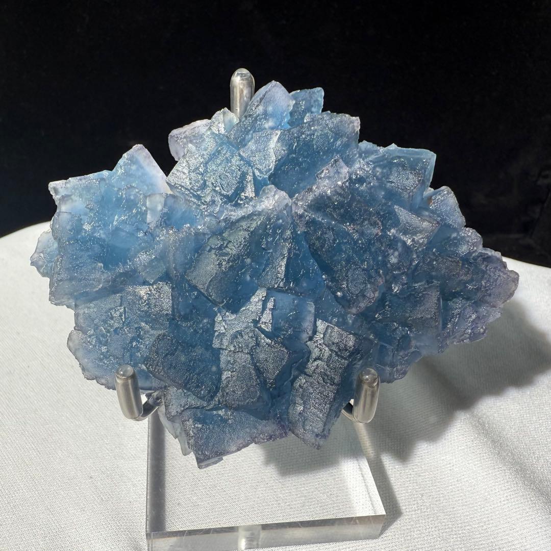 天然石ブルーフローライトの原石　置物　鉱物NO.072003