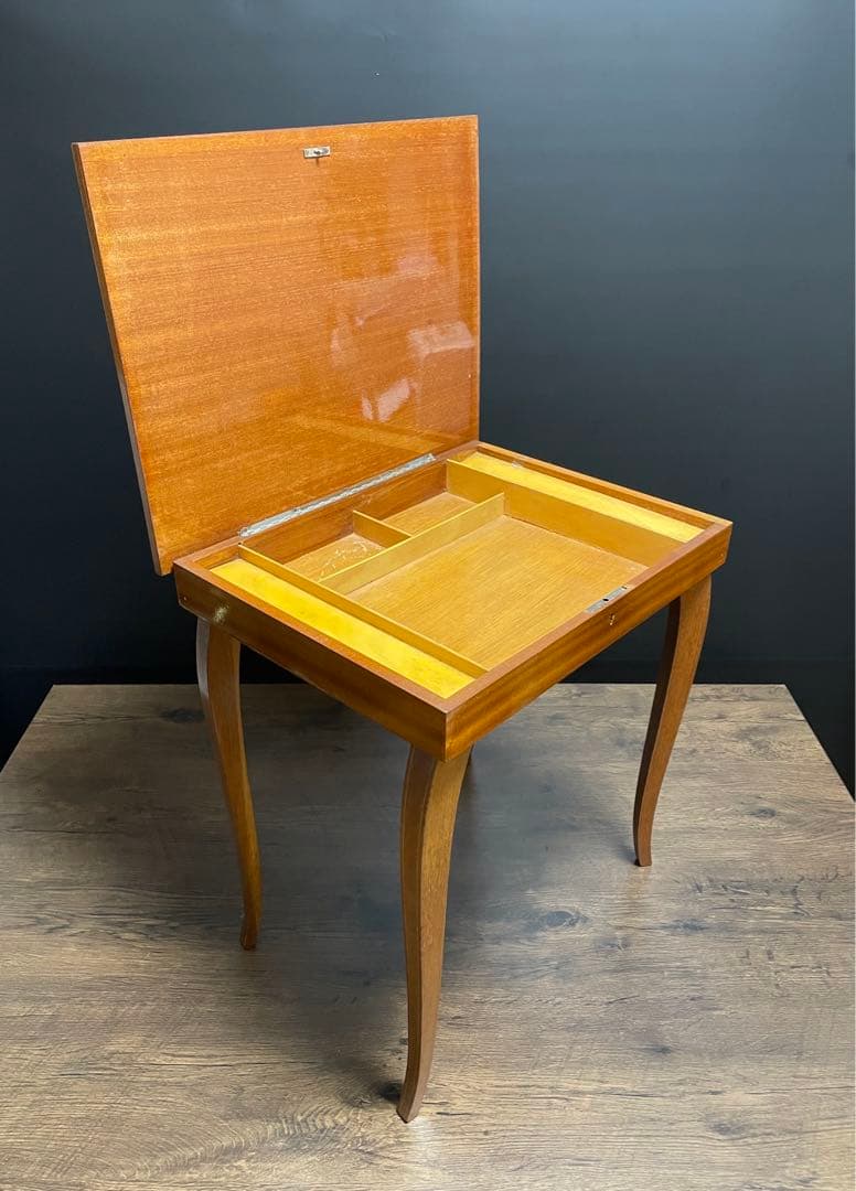 イタリア製　オルゴール付　ヴィンテージ　サイドテーブル