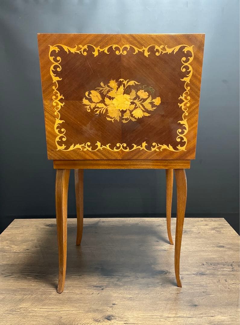 イタリア製　オルゴール付　ヴィンテージ　サイドテーブル