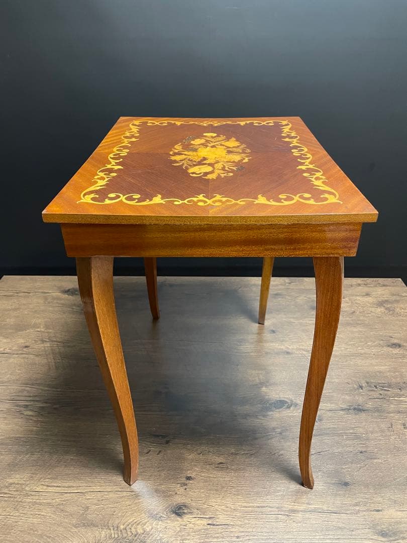 イタリア製　オルゴール付　ヴィンテージ　サイドテーブル