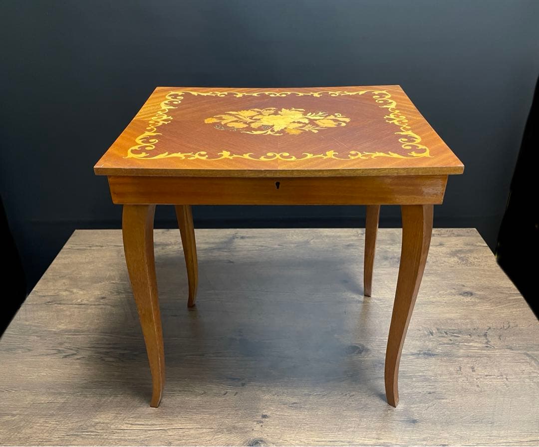 イタリア製　オルゴール付　ヴィンテージ　サイドテーブル