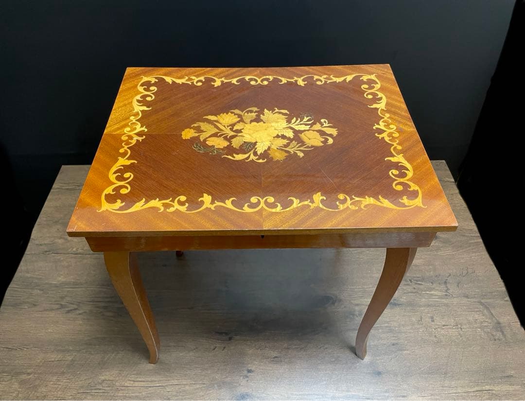 イタリア製　オルゴール付　ヴィンテージ　サイドテーブル