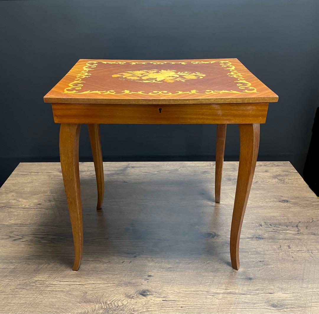 イタリア製　オルゴール付　ヴィンテージ　サイドテーブル