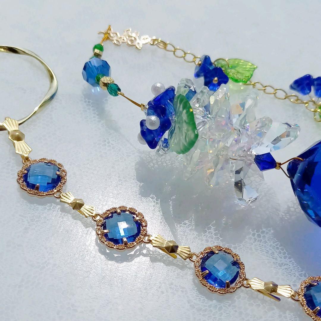 サンキャッチャー♡ハンドメイド「ブルーのお花とスワロのしずく