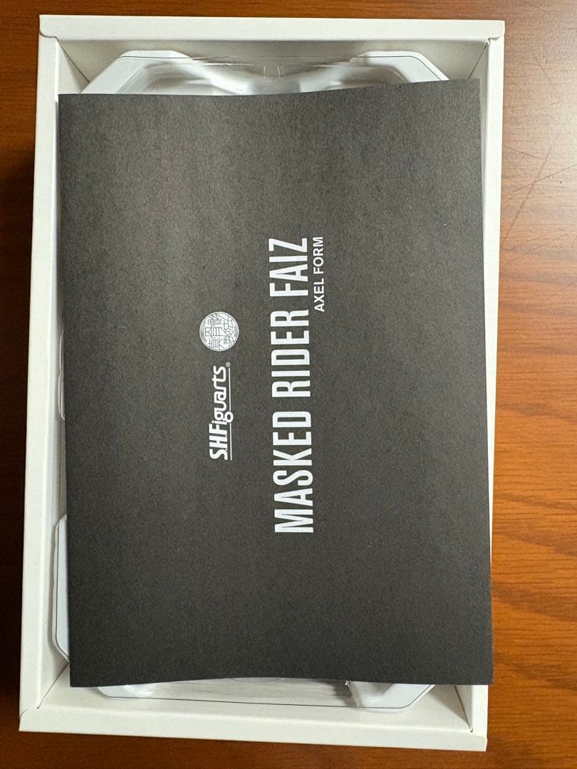 s.h.figuarts 真骨彫製法 仮面ライダーファイズ アクセルフォーム