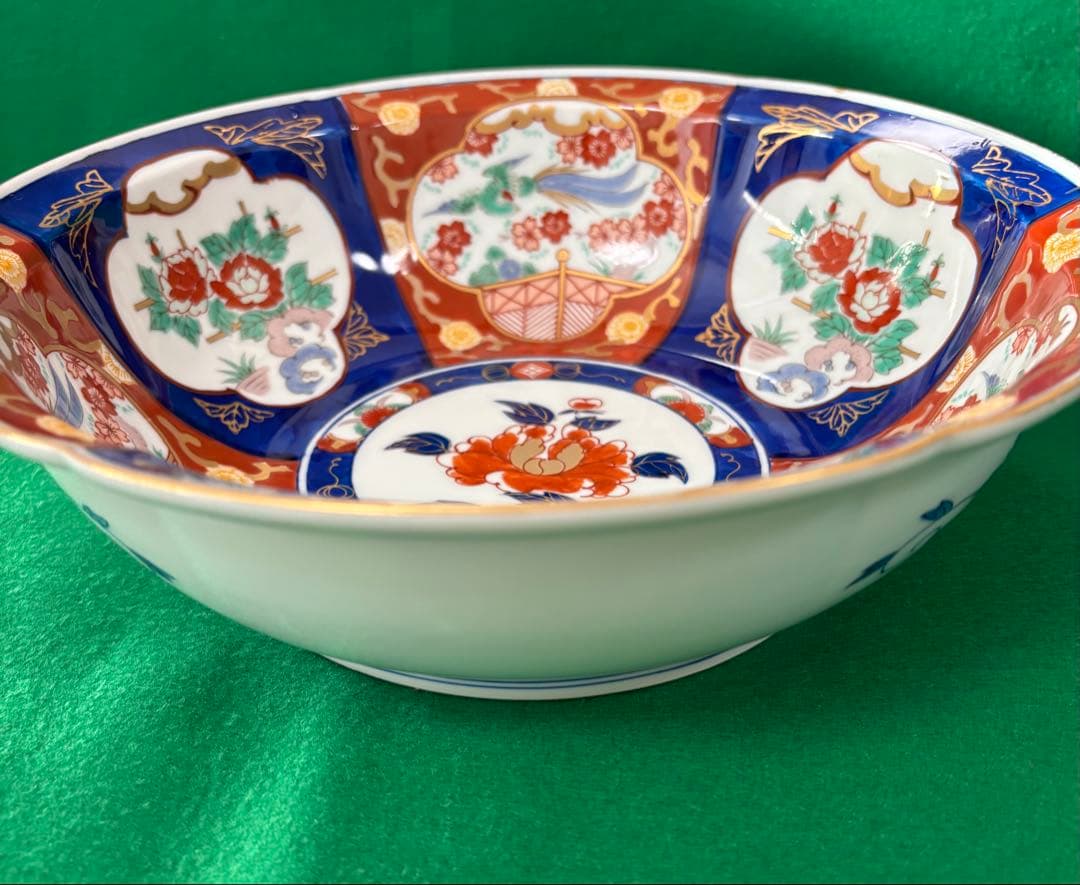 有田焼 松右衛門 菓子鉢 深鉢　和風花模様の陶磁器ボウル