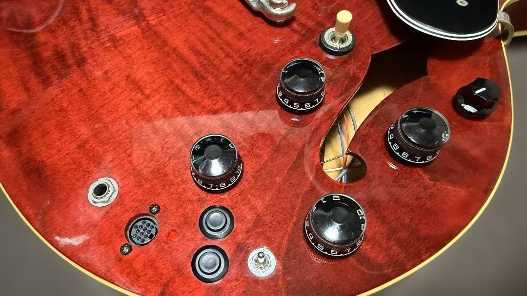 値下げ・プロ加工】グレコ セミアコ SV-600 1979年 GK内蔵カスタム