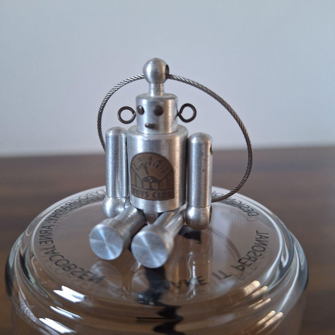 貴重【横浜ブリキのおもちゃ博物館】アルミロボットキーホルダー