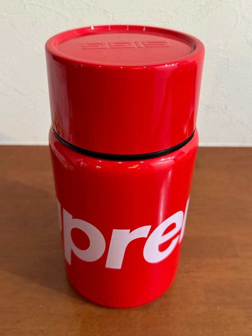 希少！Supreme SIGG / 0.75L フードジャー \"Red\"