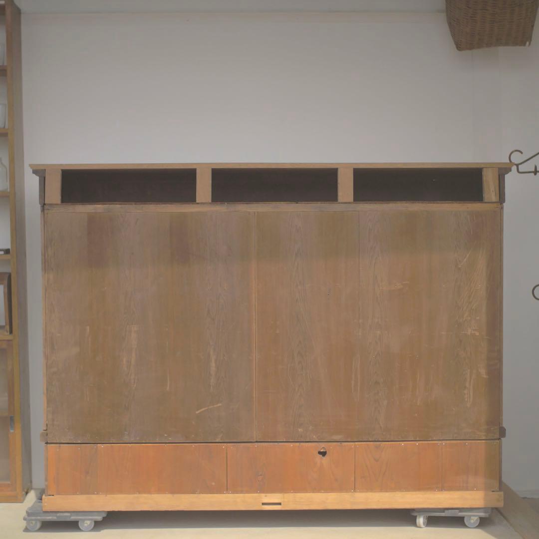 食器棚　水屋箪笥　ゆらゆらガラス　現状　古家具　古道具　アンティーク昭和レトロ未