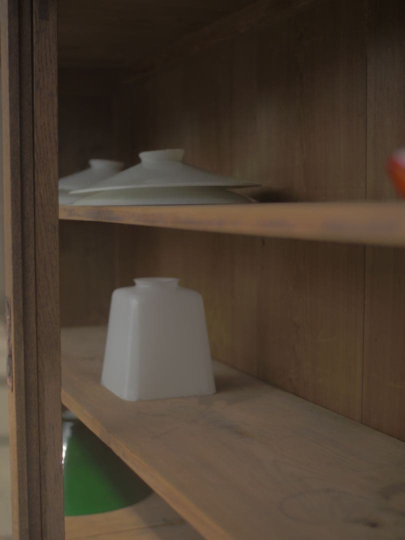 食器棚　水屋箪笥　ゆらゆらガラス　現状　古家具　古道具　アンティーク昭和レトロ未