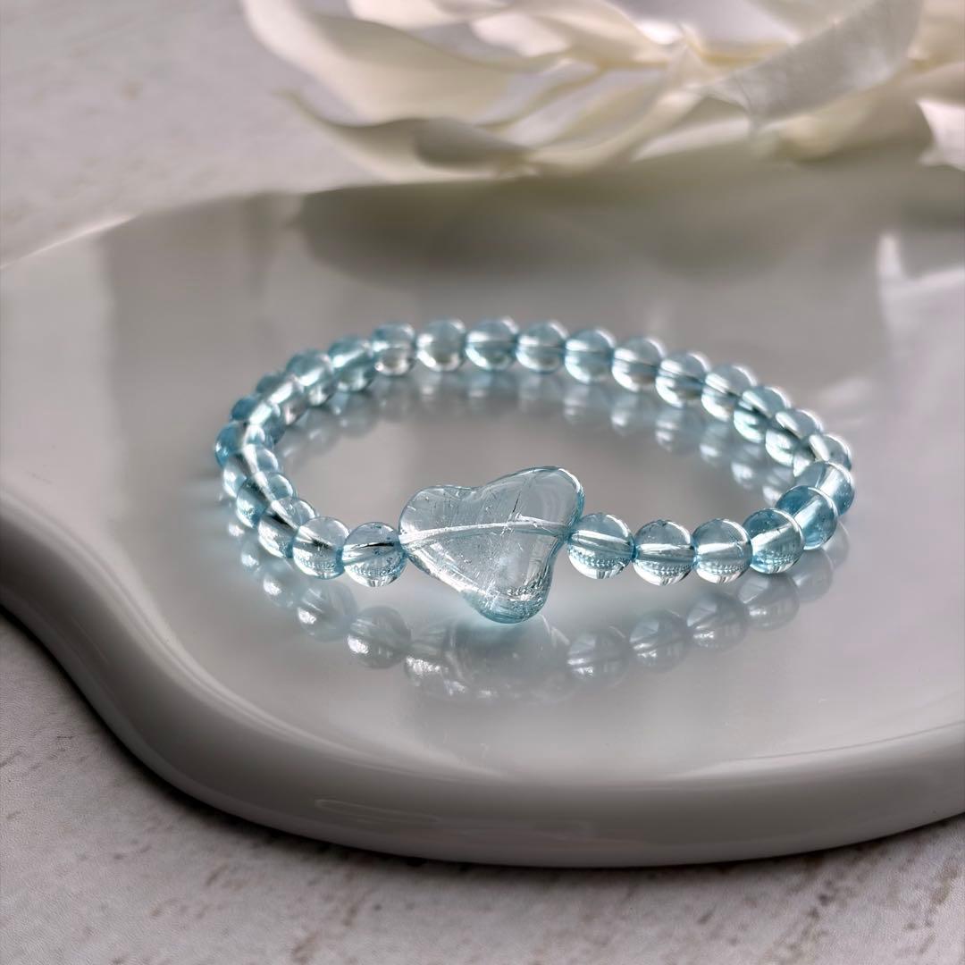 11月の誕生石✨ブルートパーズブレスレット