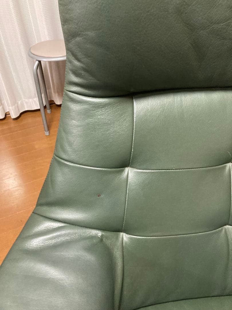 カリモク 「ザ・ファースト」 本革 リクライニングチェア