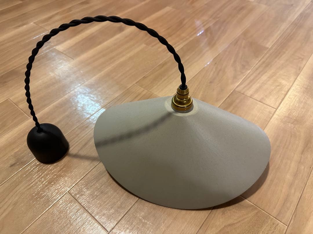 【値下げ予定なし】3RD CERAMICS ペンダントランプ　グレー