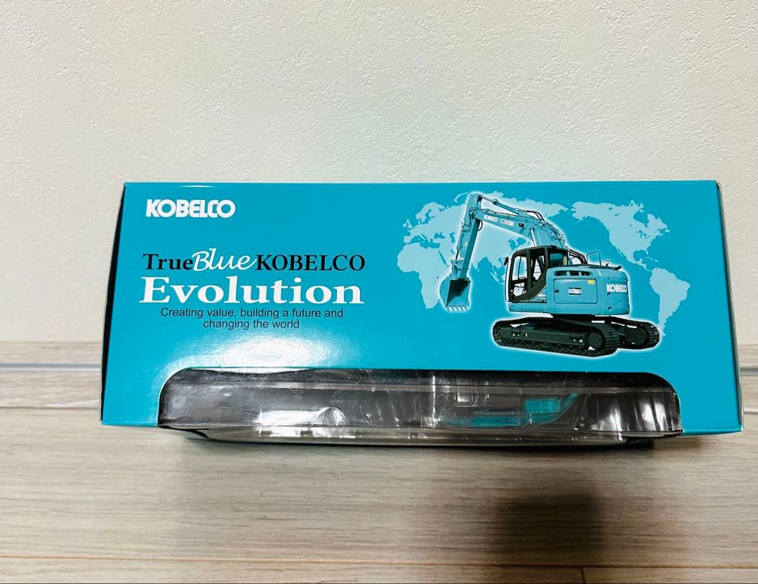 【新品未開封】KOBELCO SK235SR 1/43スケール