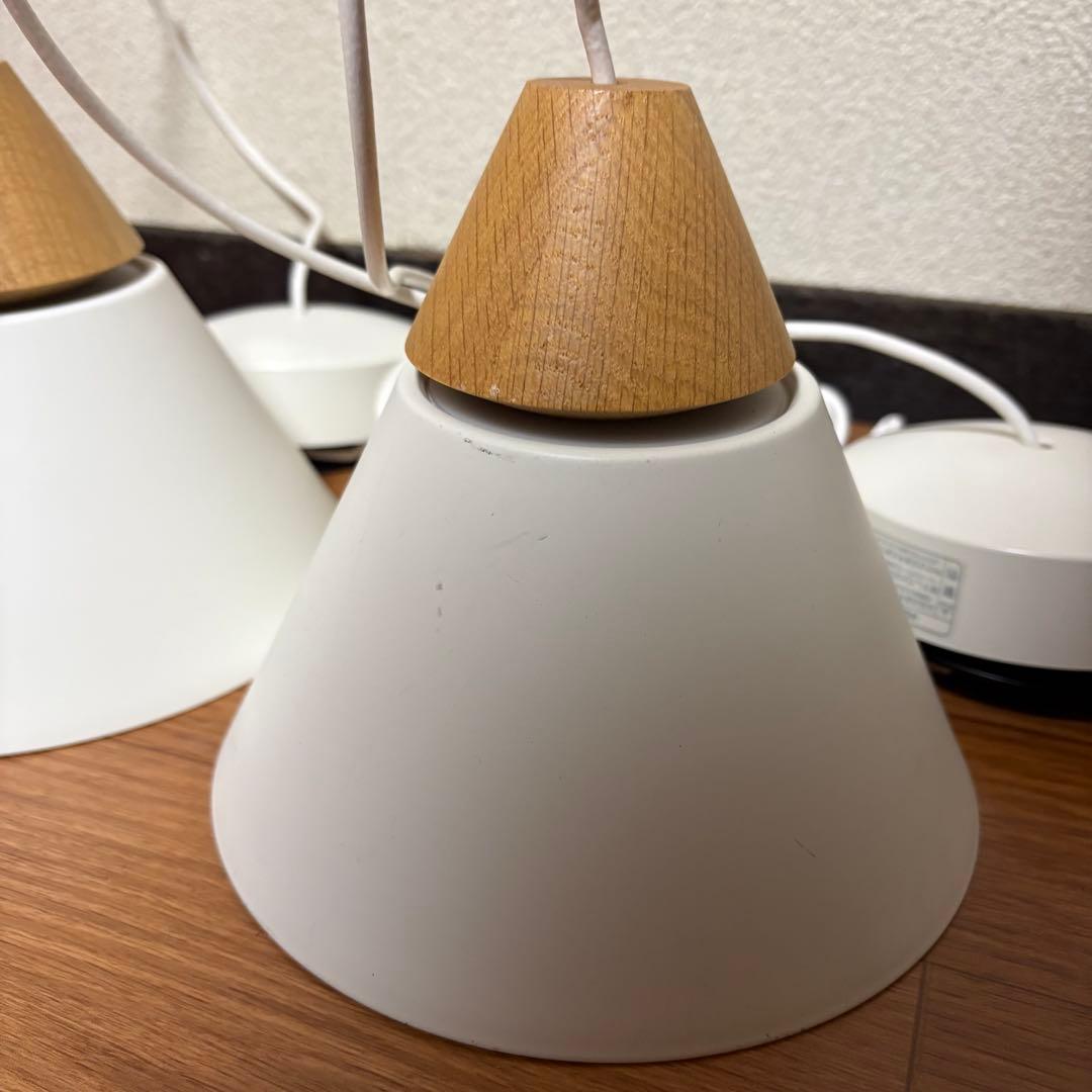 ホワイトウッドペンダントライト3灯セット　コイズミ