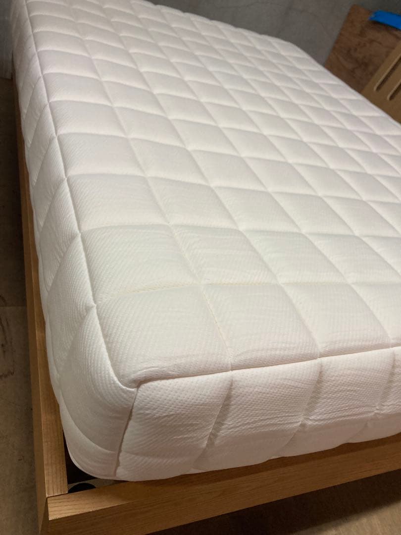 ①SLEEPY TOFU とうふマットレス ホワイト寝具 マット 【セミダブル】