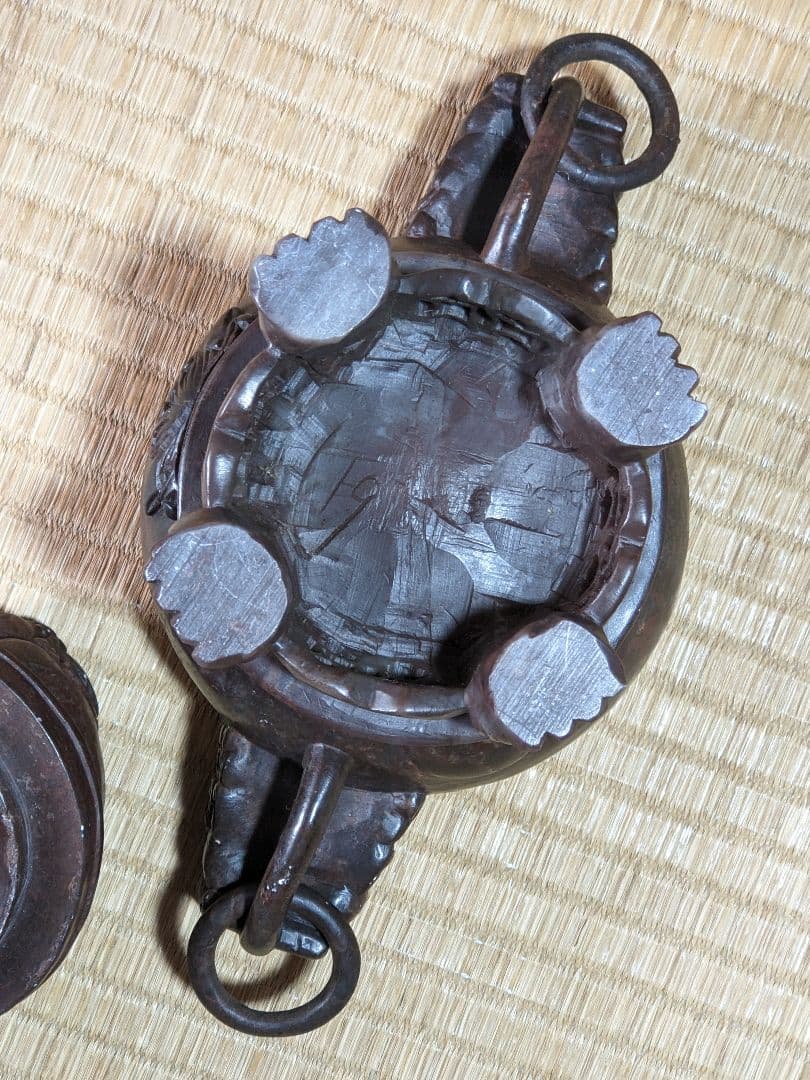 ♦中国 透かし彫り 麒麟 獅子飾り自在遊環双耳四足香炉 手彫り玉石彫刻 骨董品