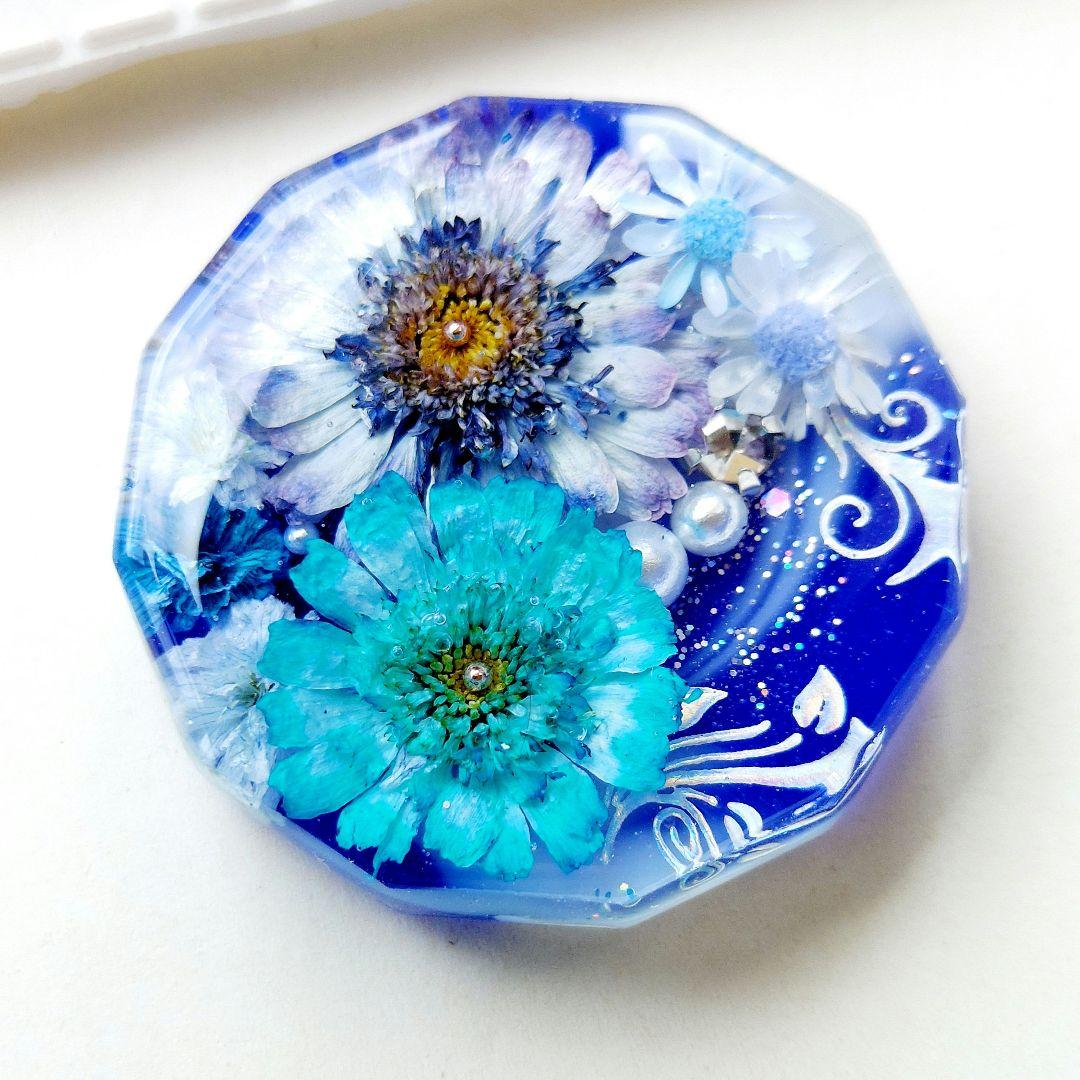 【1051】レジン　マトリカリア　ヘアゴム　ポニーフック　ブロ―チ　ハンドメイド