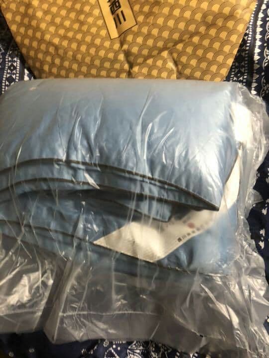 新品　東京西川　掛け布団　キング　シルク100％柔らかいI