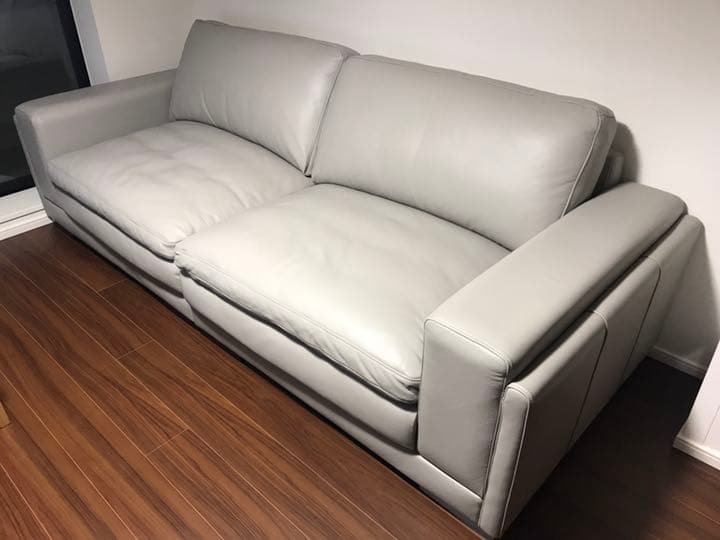 90万円程 幅254cm イタリア製総本革2.5掛けソファ/ソファベッド