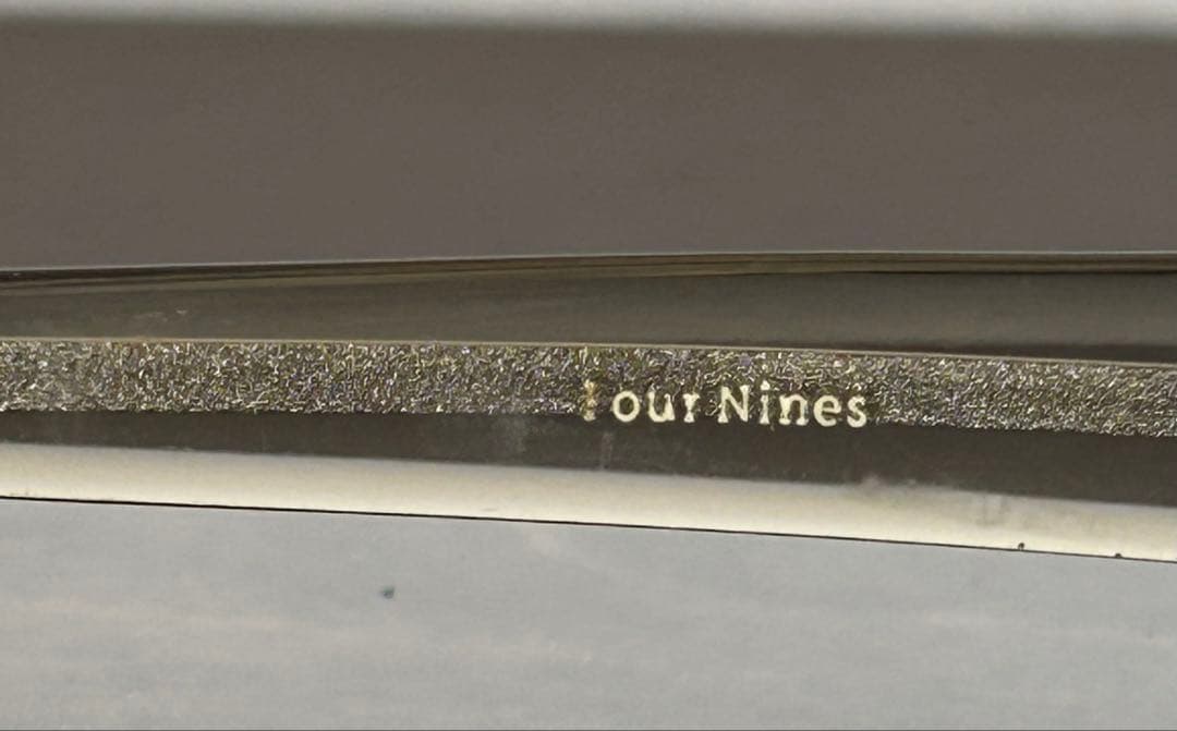 999.9 フォーナインズ　SHS-02 渋谷店限定　メガネ　メガネ拭き