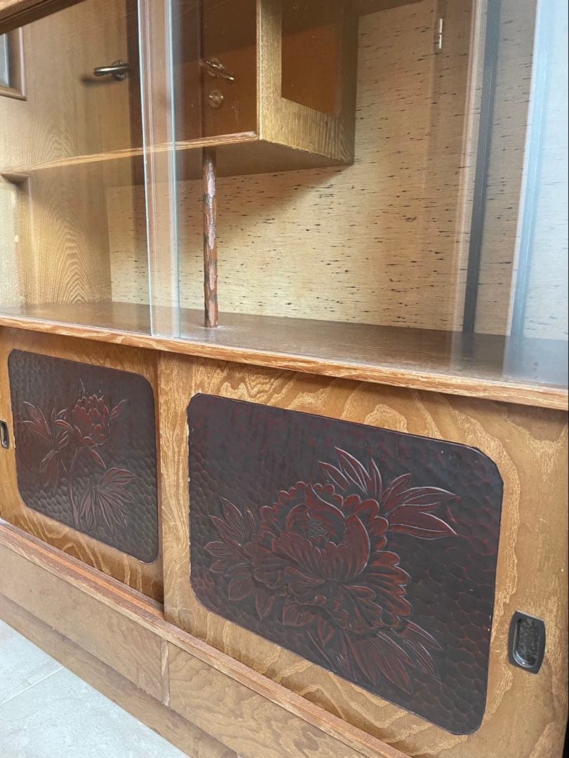 鎌倉彫り　茶箪笥