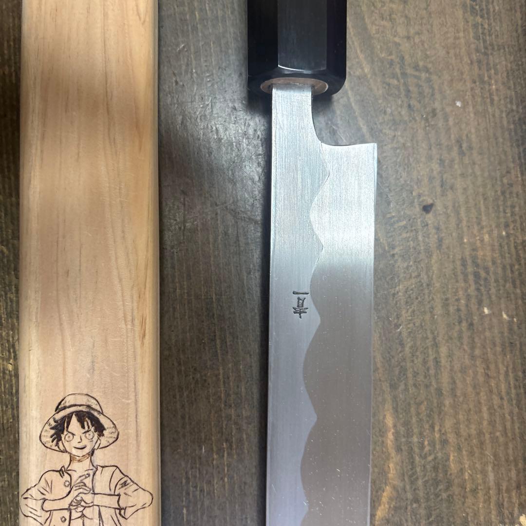 マグロ包丁鞘付 鮪包丁 刃渡700mm 刺身包丁 スネークウッド八角柄