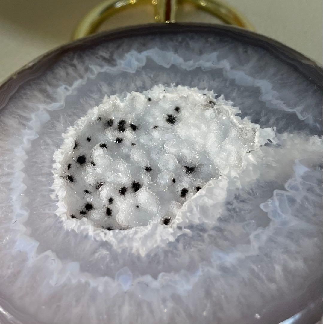 トレジャー瑪瑙 ドゥルージーアゲート 聚宝盆 雪模様 シュガー トルマリン共生