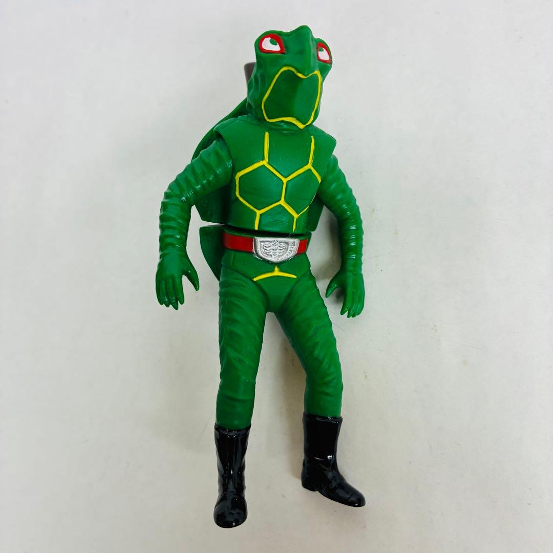 C-1749 カメバズーカ 仮面ライダーV3 ミニソフビ - メルカリ