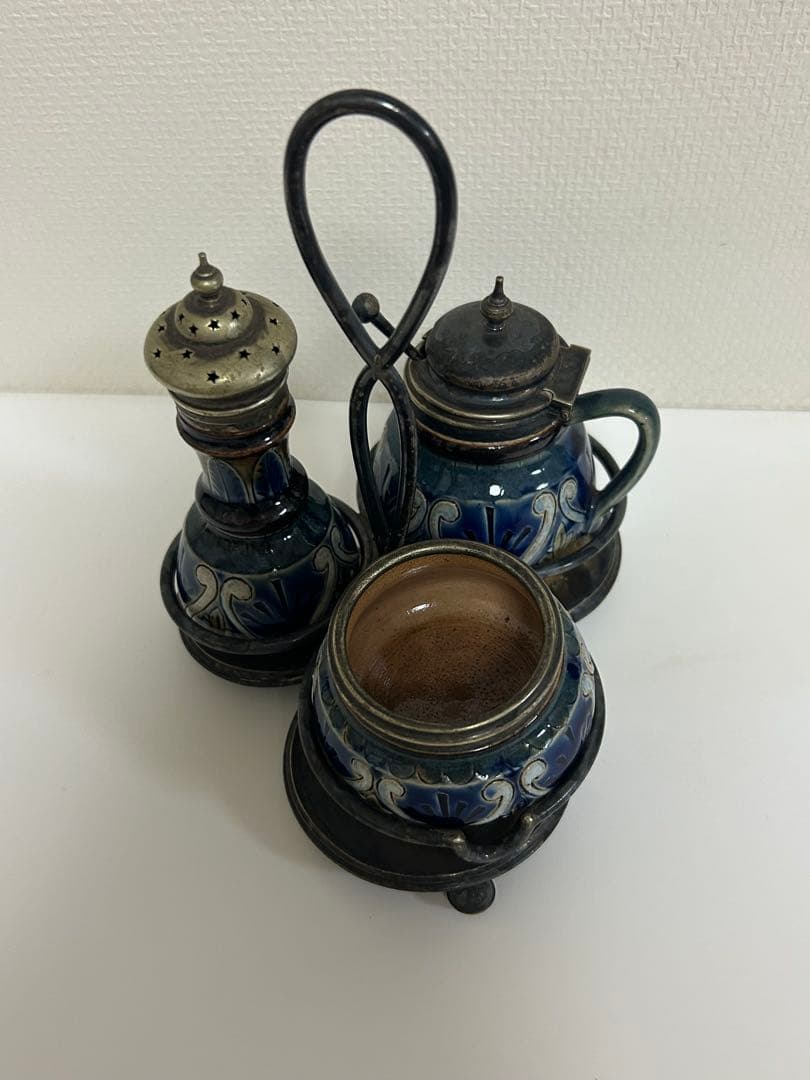 ドールトン・ランベス・ストーンウェア　エステティック・クルエットセット1882年