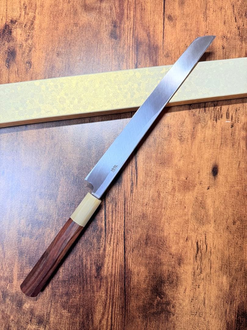 【堺打刃物】蛸引 先丸　包丁　8寸　白二鋼　紫檀水牛八角柄