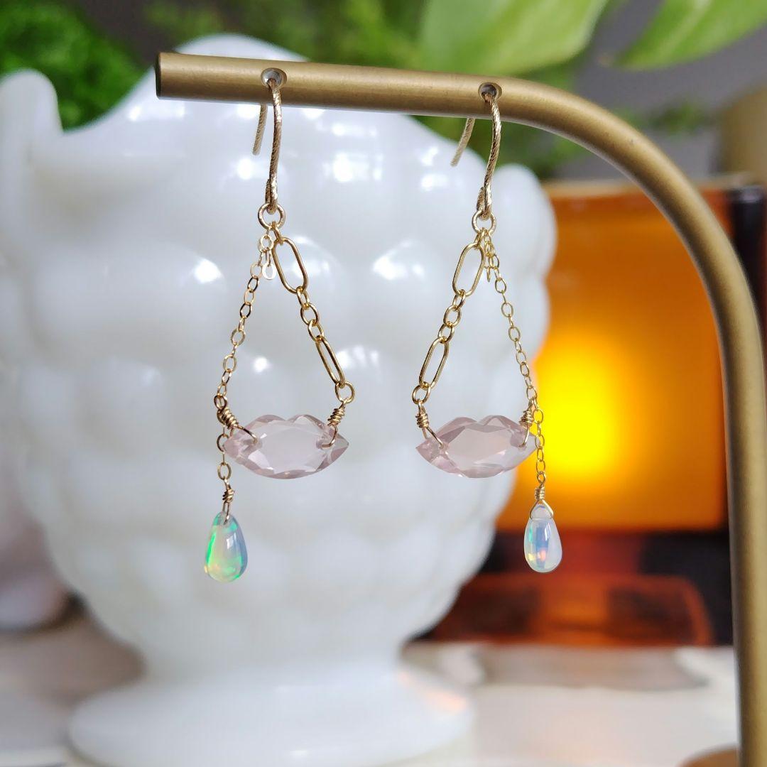 １4Kgf美しい天然石ピアス　 春の新色リップ(^^)