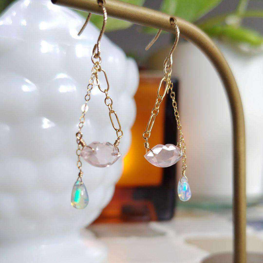 １4Kgf美しい天然石ピアス　 春の新色リップ(^^)