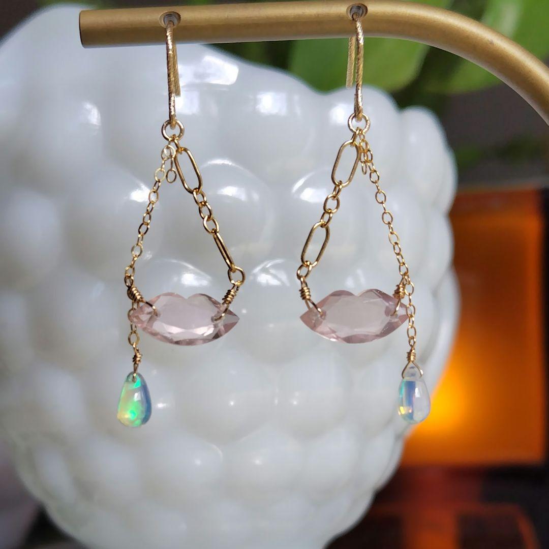 １4Kgf美しい天然石ピアス　 春の新色リップ(^^)