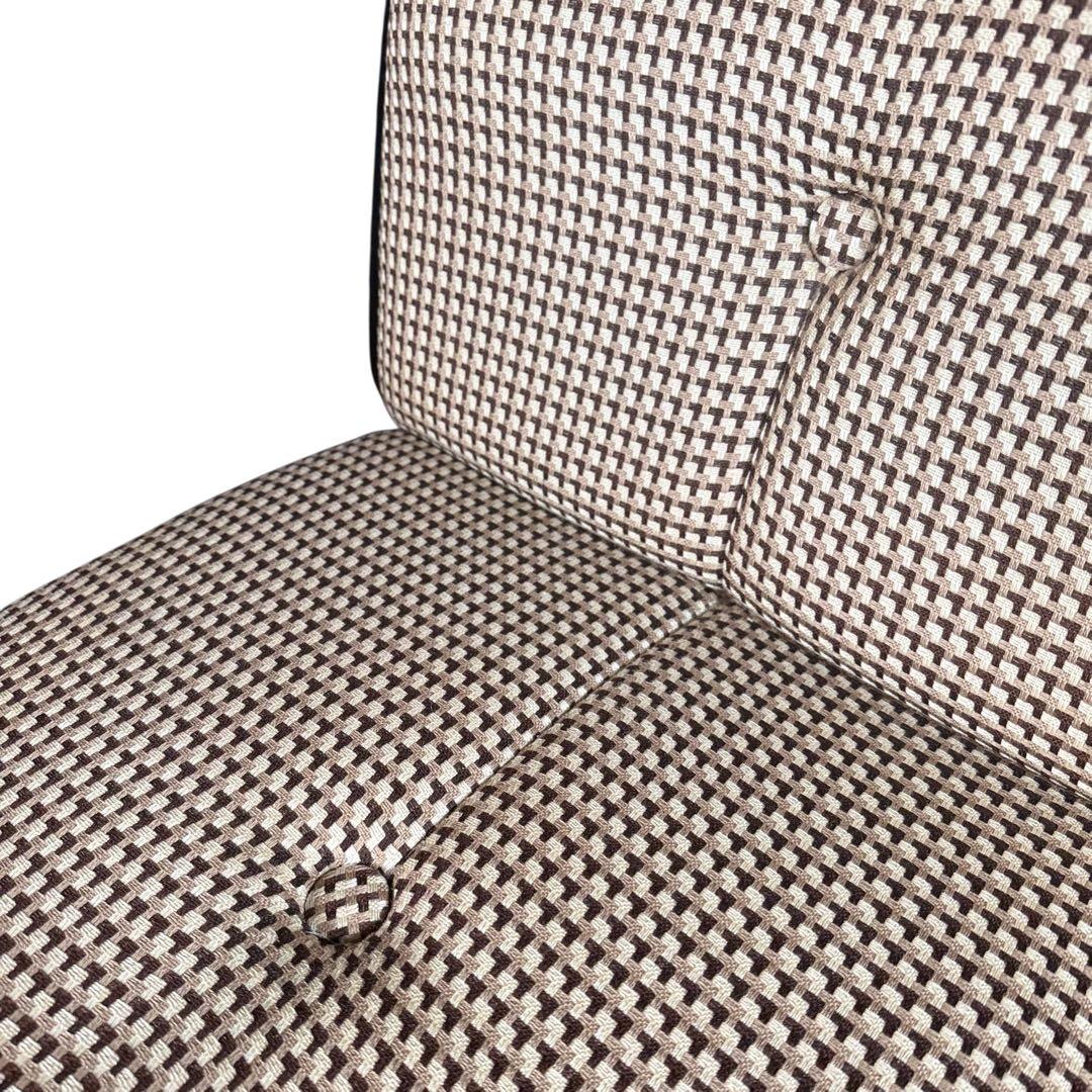 HR789 カリモク60 復刻プレート　総柄　1Pソファ　ベルベット　ボタン