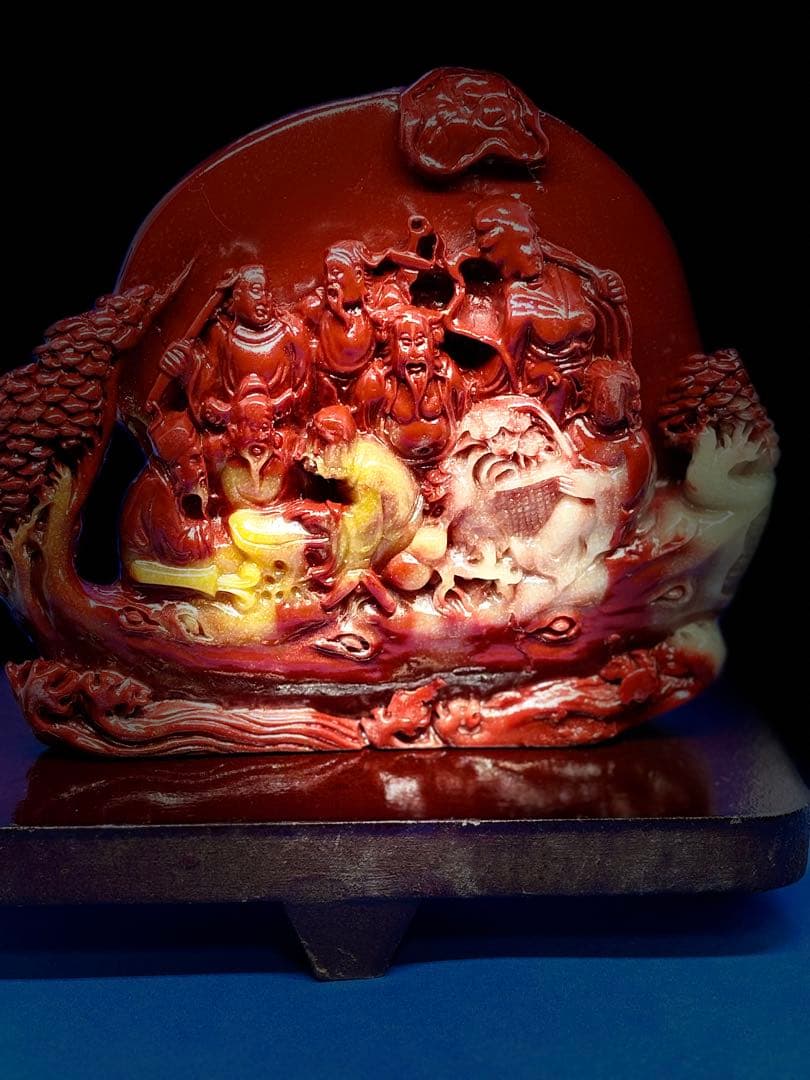 極美品 寿山石荔枝凍 八仙過海 精雕摆件約13×11×3cm370g 5895