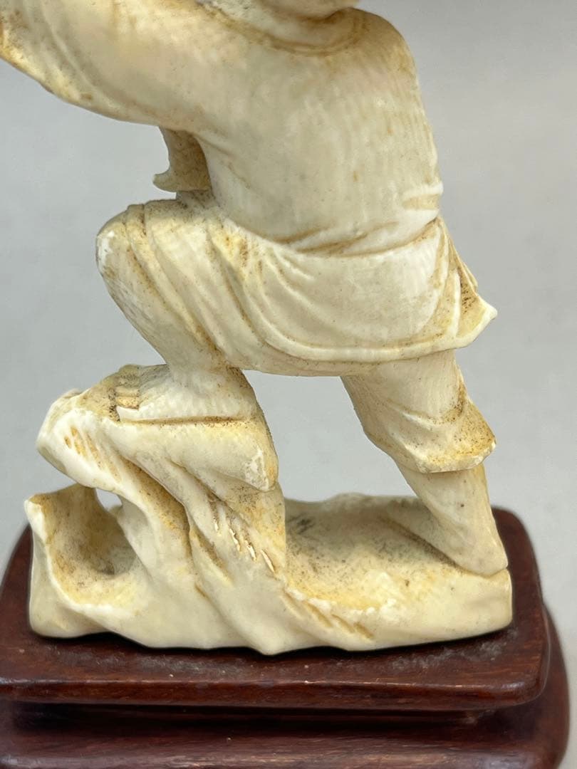 ［美品］極上 白象　翁魚釣り　61g置物　送料込み￼