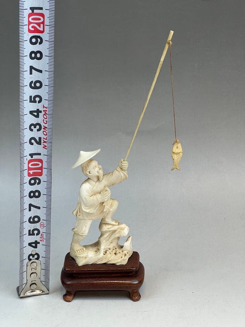 ［美品］極上 白象　翁魚釣り　61g置物　送料込み￼
