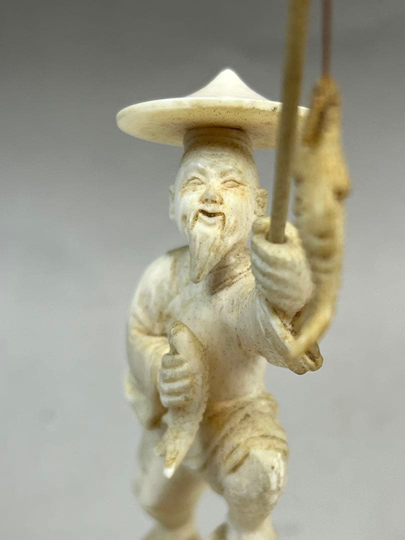 ［美品］極上 白象　翁魚釣り　61g置物　送料込み￼