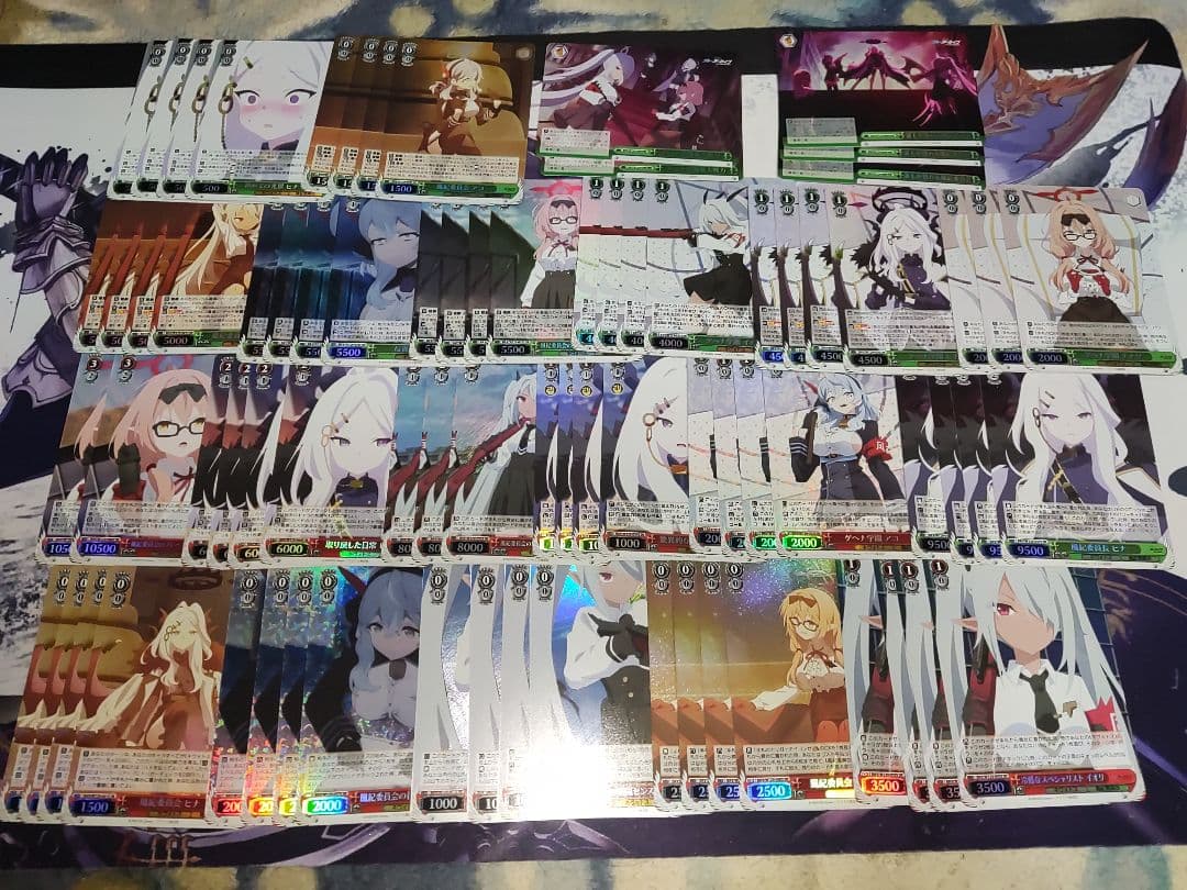 ブルーアーカイブ　ブルアカ　風紀委員会のSR RRR　まとめ売り ローソン「ブルーアーカイブ」クリアファイル・缶バッジ先着プレゼント