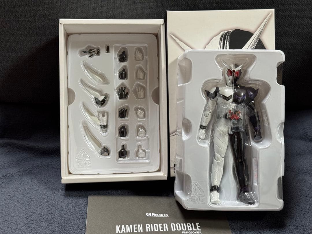 真骨彫 SHフィギュアーツ 仮面ライダーW ファングジョーカー